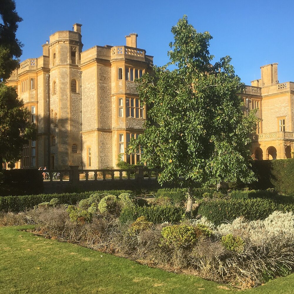 Estelle Manor
