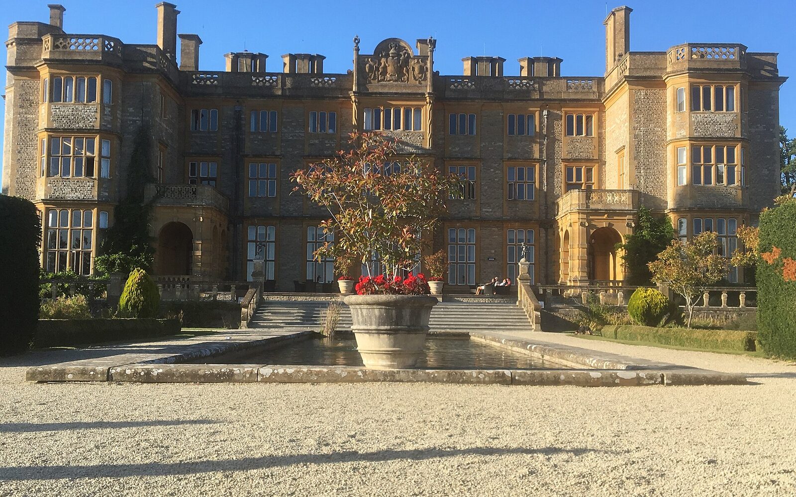 Estelle Manor